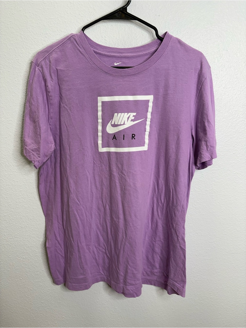 Nike Size Large The Nike Tee